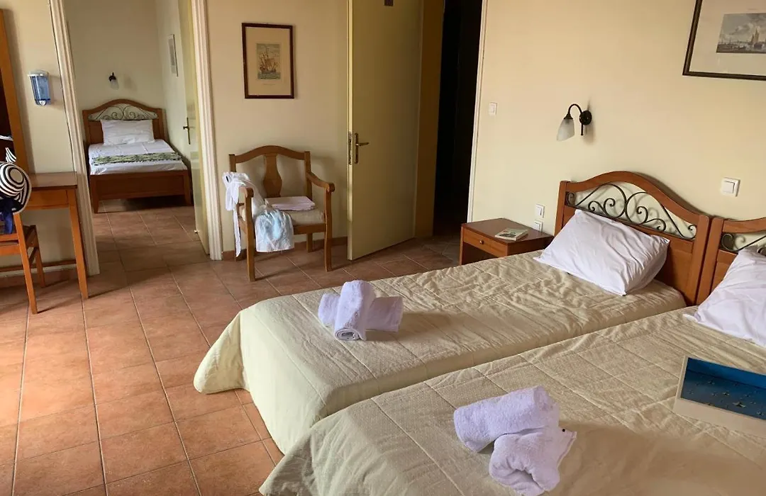 A Hotel Faros-1