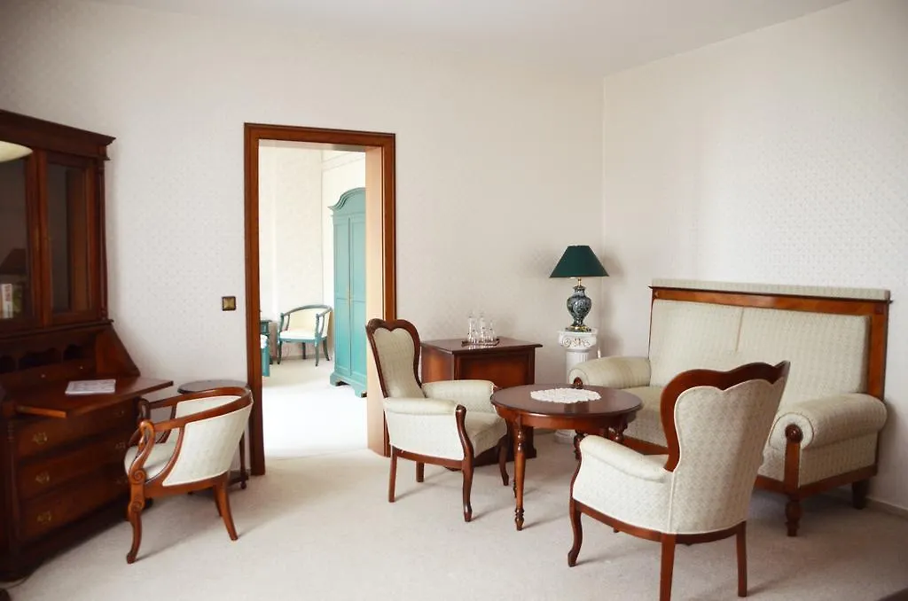 Hotel Alt-Karow-1