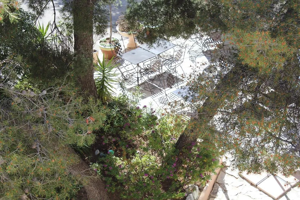 Hotel Le Clos Des Pins-1
