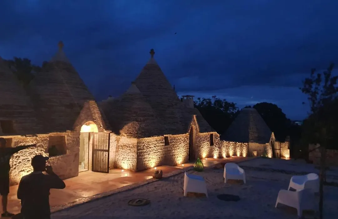 I Trulli Del Fauno-1