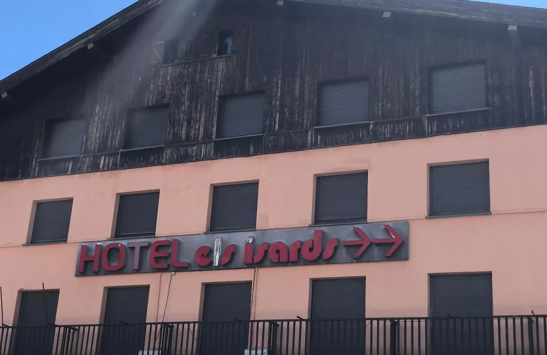 Hotel Refugi Dels Isards-1