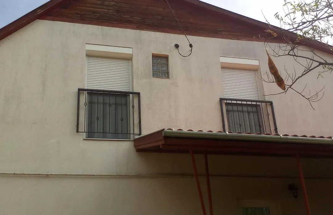 Budai Vám Apartmanház-1