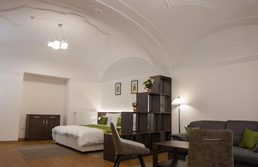 Mecset Apartman-1