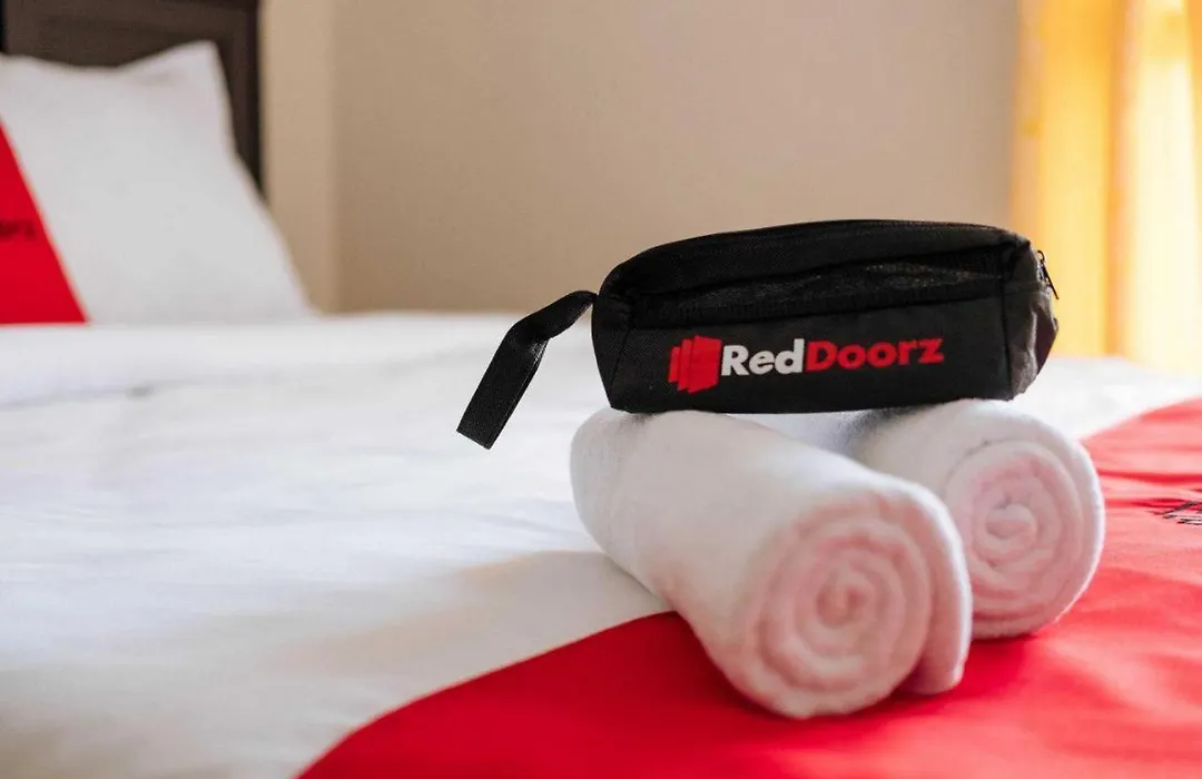Reddoorz Near Ringroad City Walks Medan-1