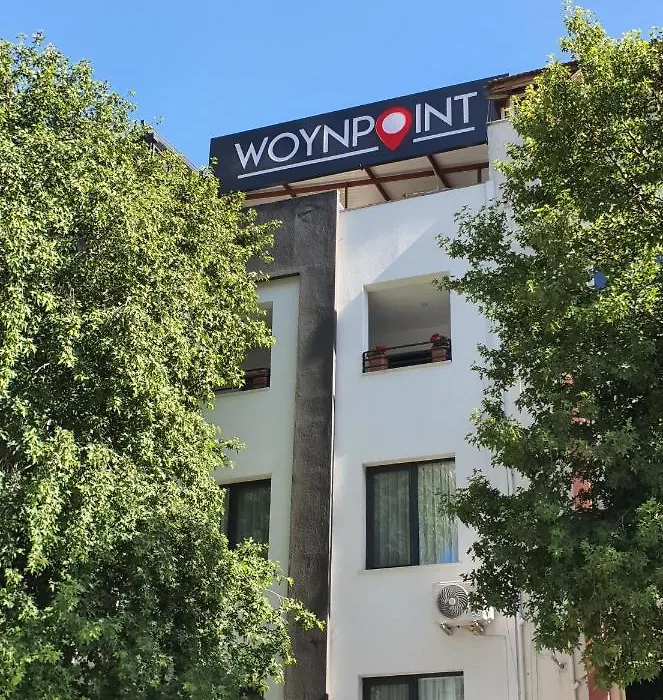 Woynpoint Hotel&Cafe-1