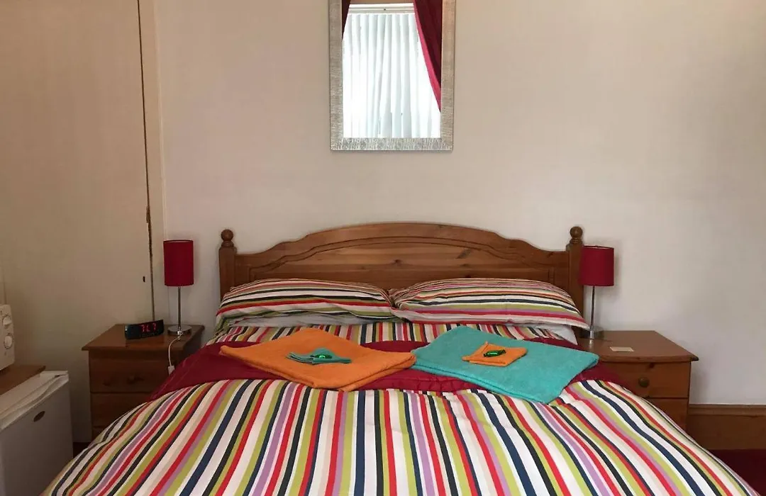 Broomlea Guest House-1