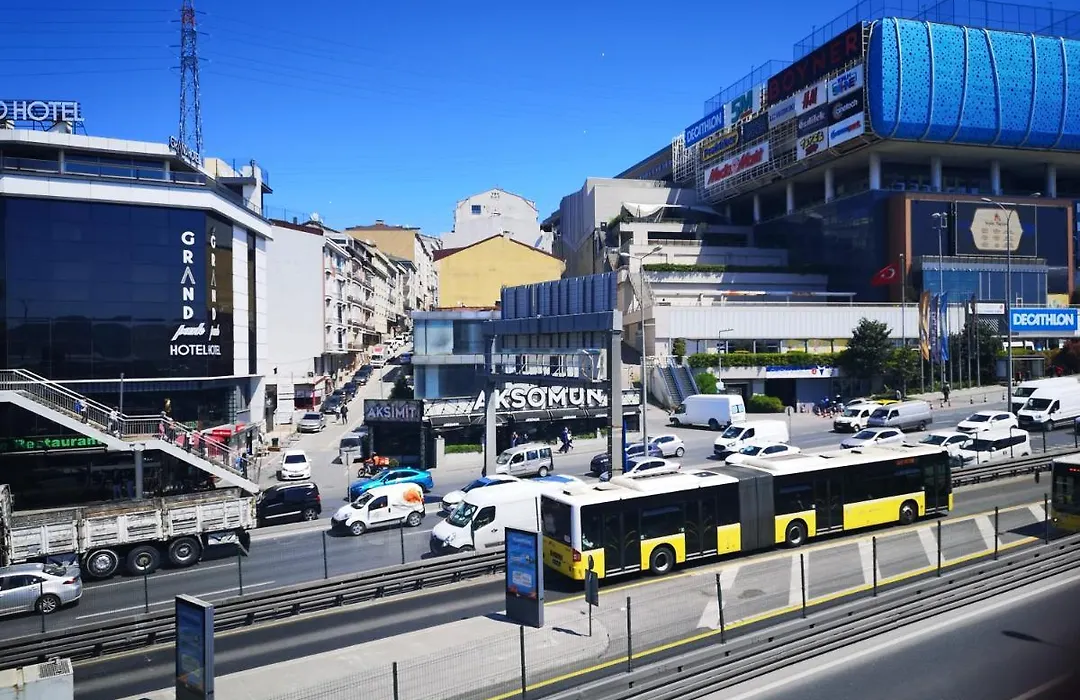 Grand Park Hotel Istanbul City Center Bed And Breakfast-1