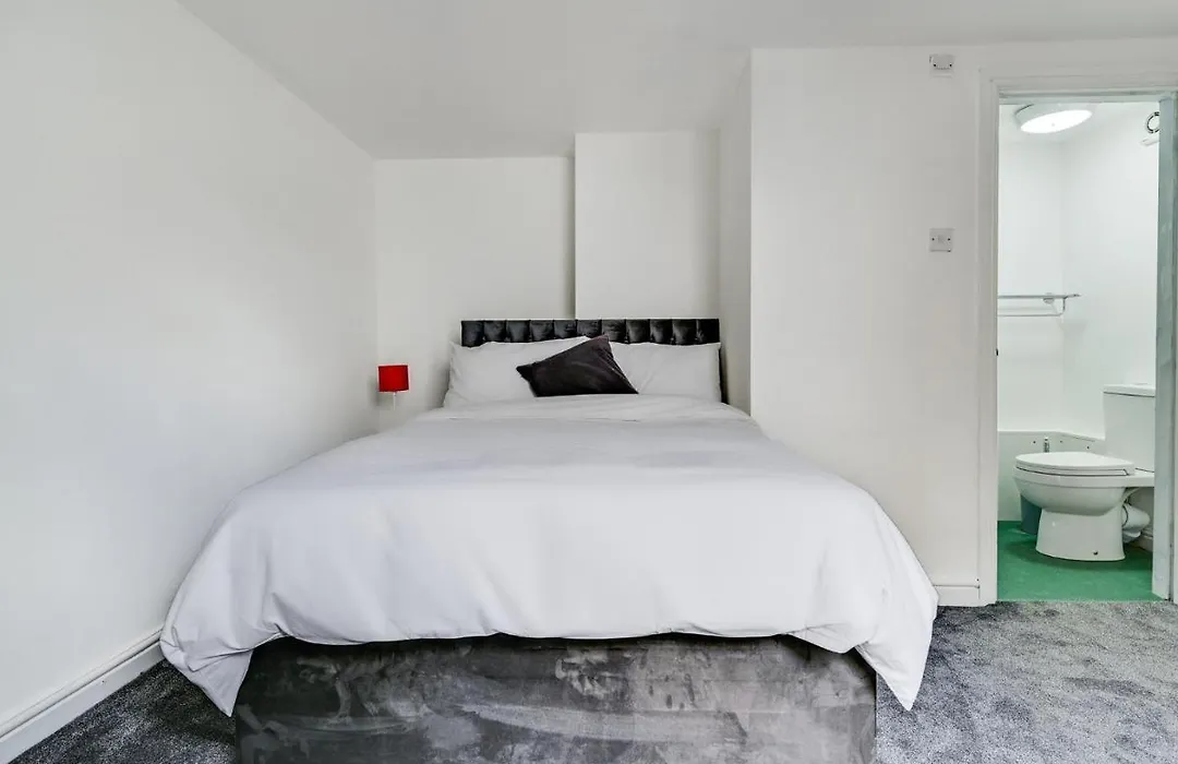 Albert View Rooms-1