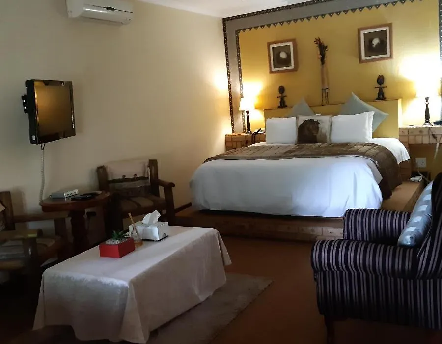 Mannah Executive Guestlodge-1