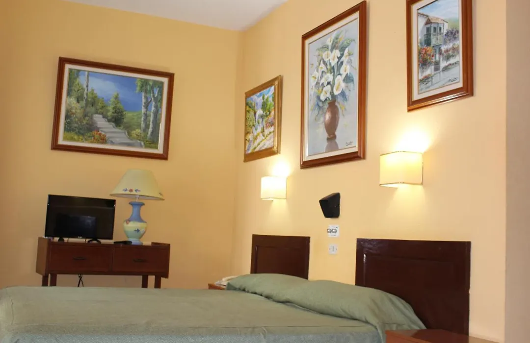 Hotel Olympia-1