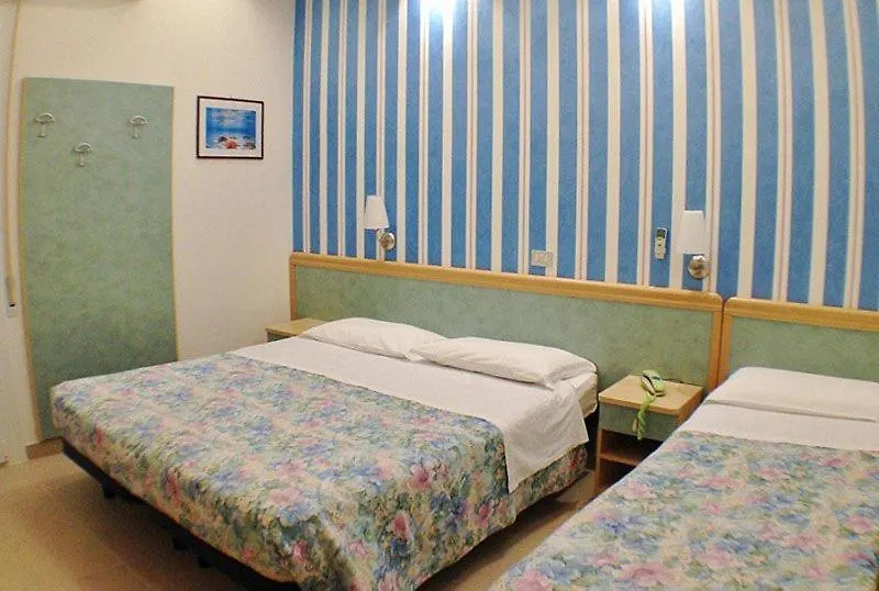 Hotel Azzurra Di Gobbi Gestioni Srl-1
