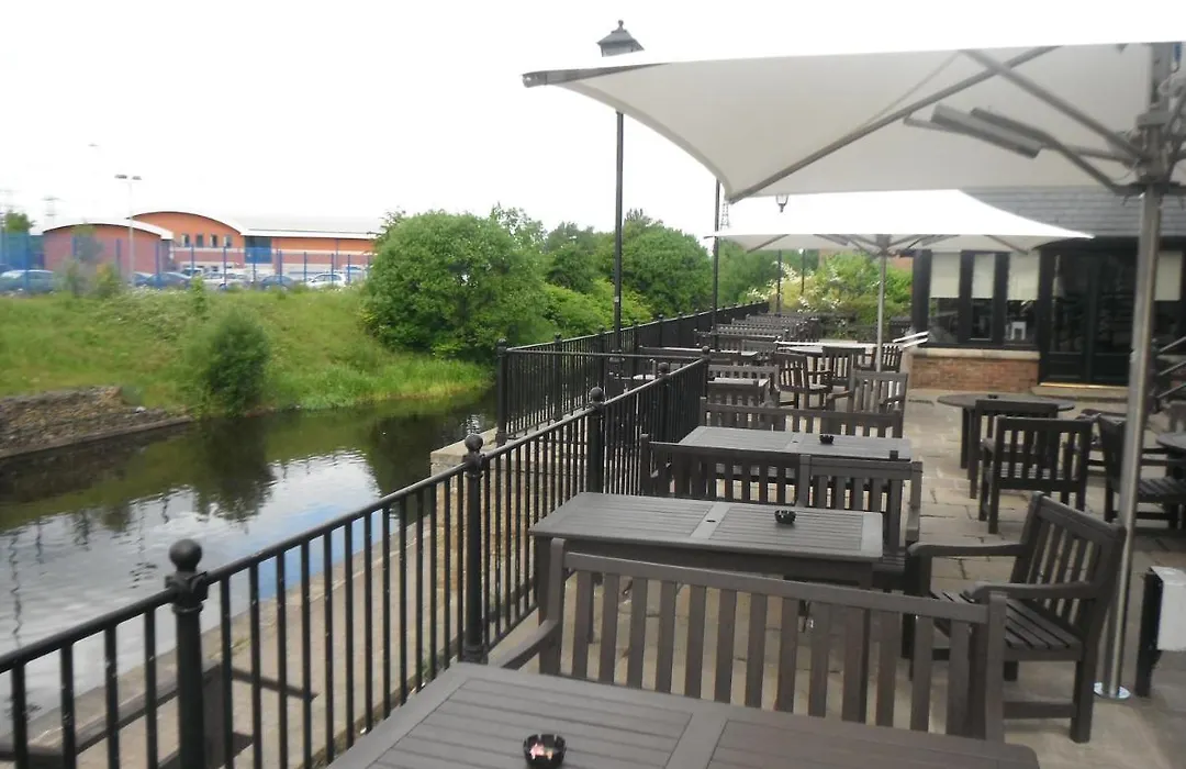 Boat & Horses Inn-1