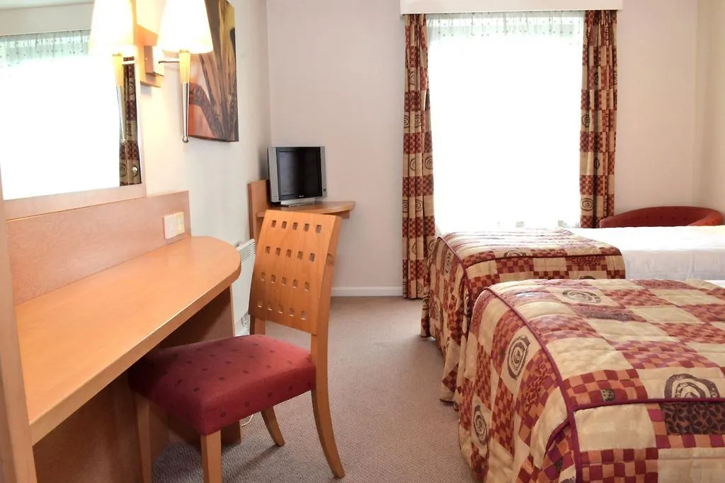 Days Hotel Derby-1