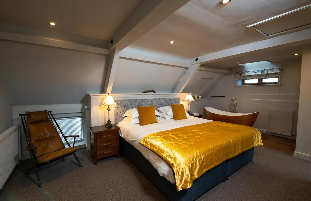 Briarfields Hotel-1