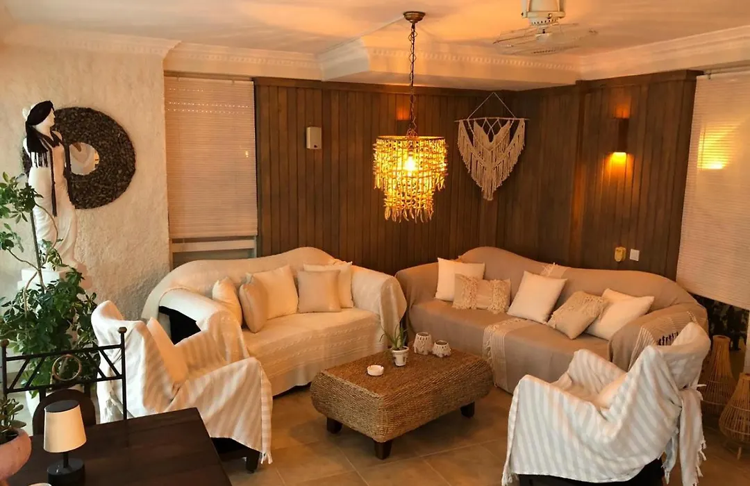 Conny'S Hotel (Adults Only)-1