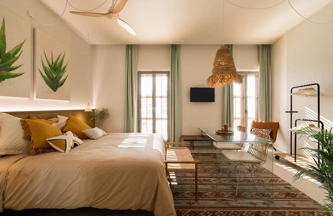 Hotel Portmany-1