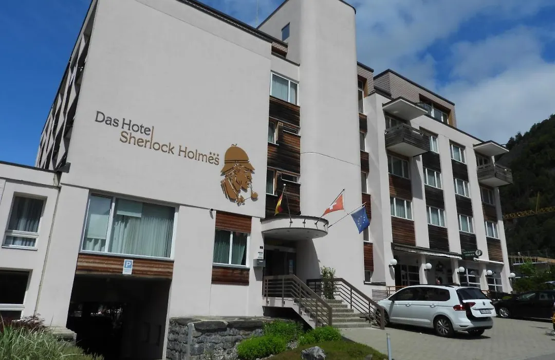 Hotel Sherlock Holmes "Nur 200 M Zur Gondelbahn Hasliberg"-1