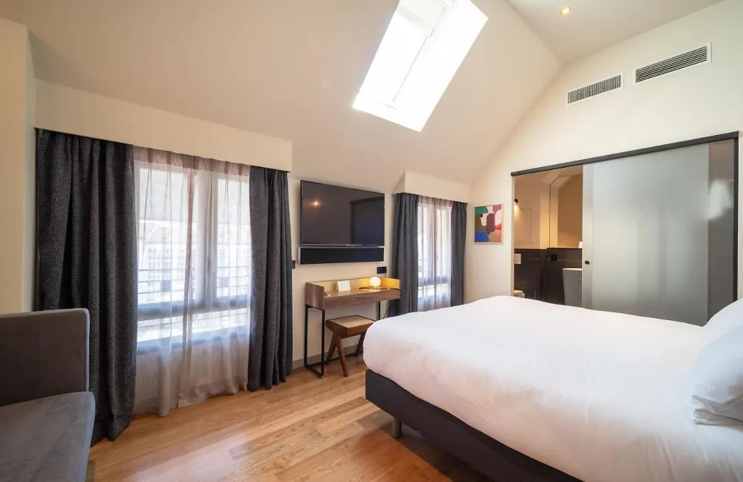 Hebe Hotel-1
