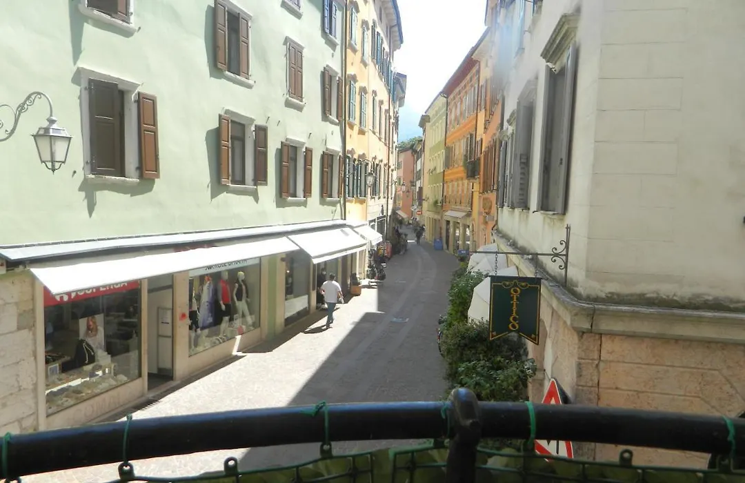 Vecchia Riva-1
