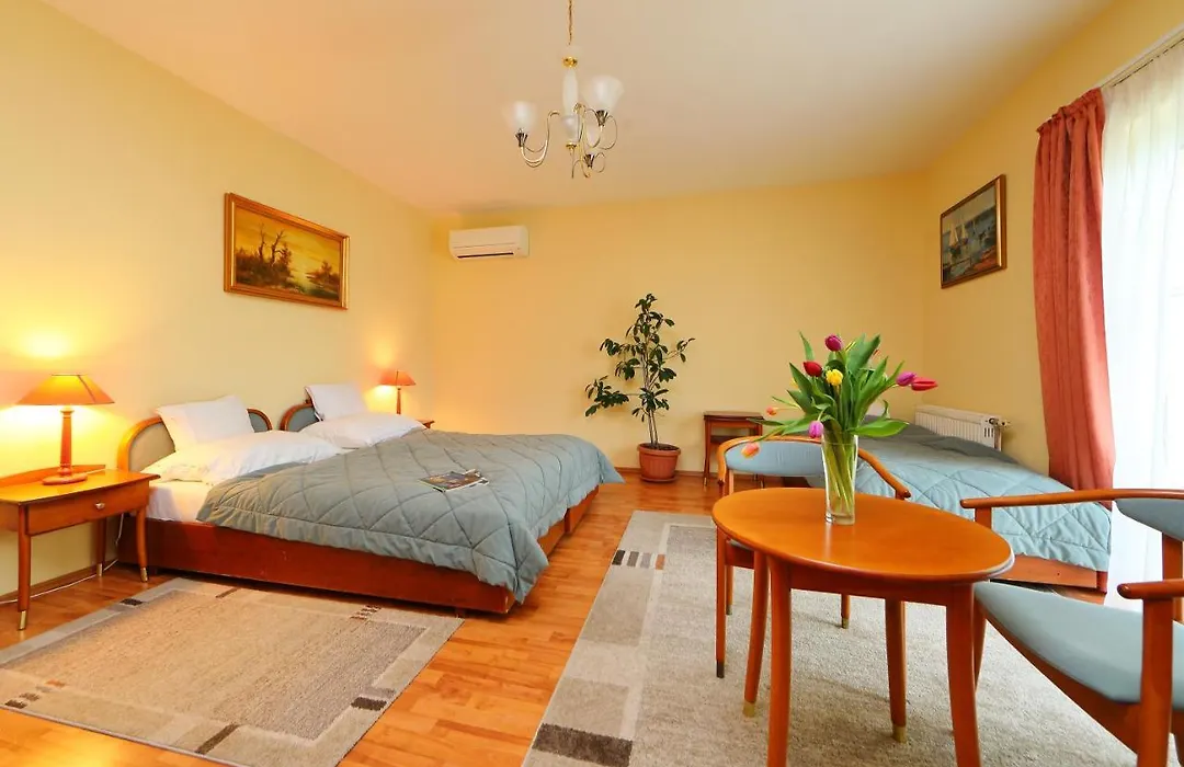 Balazs Villa-1