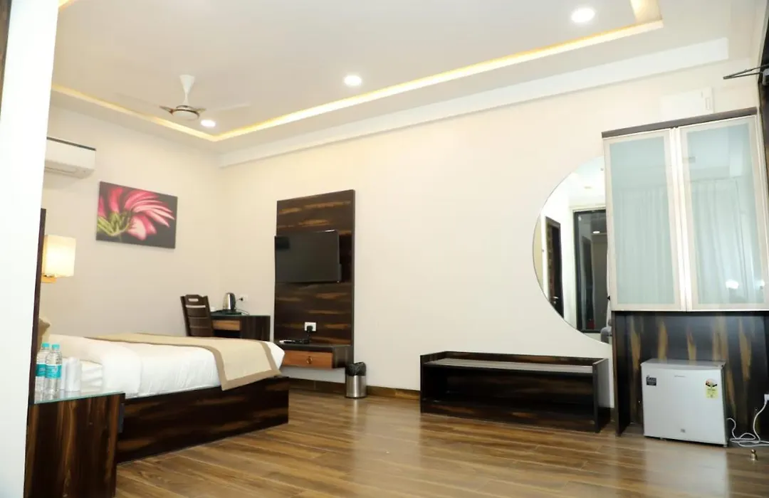 Dd Suites Hotel-1