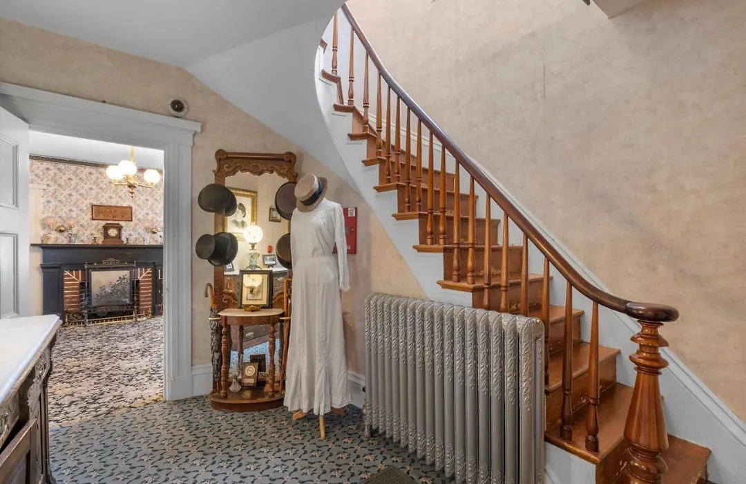 Lizzie Borden House-1