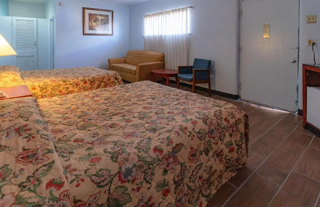 Red Horse Motel Dayton Moraine-1