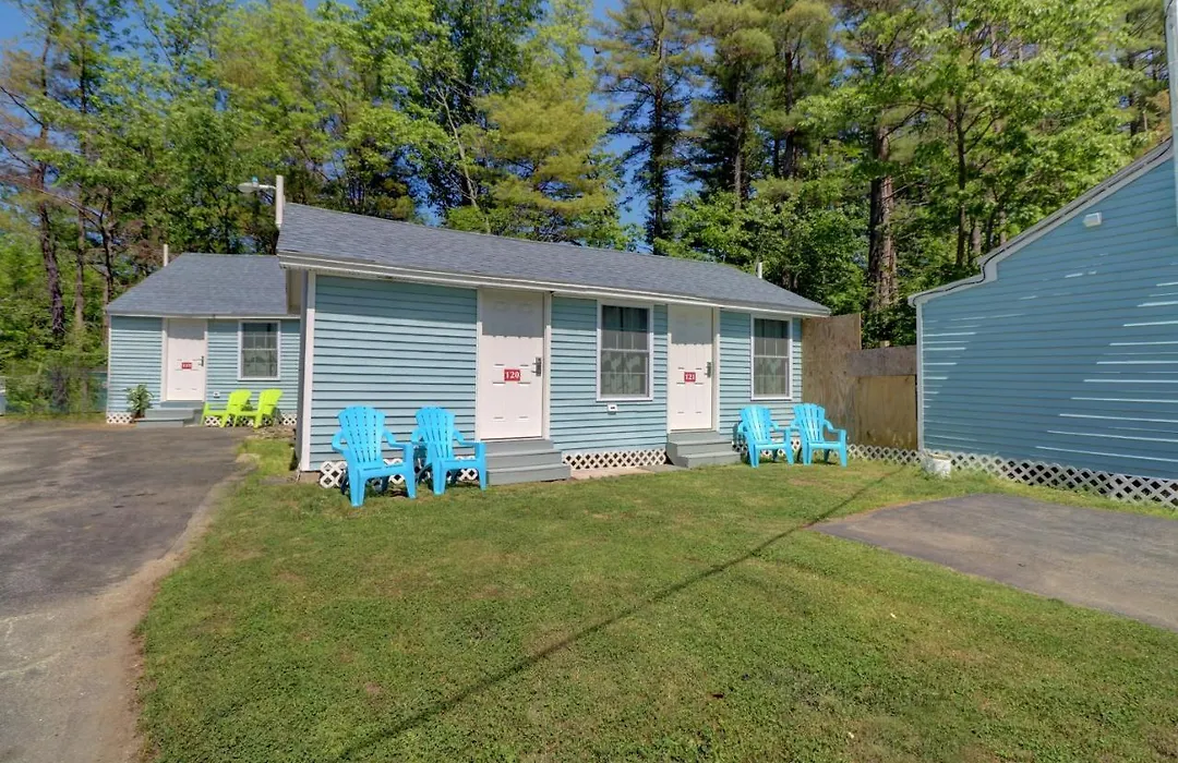 Brookside Inn & Cottages-1