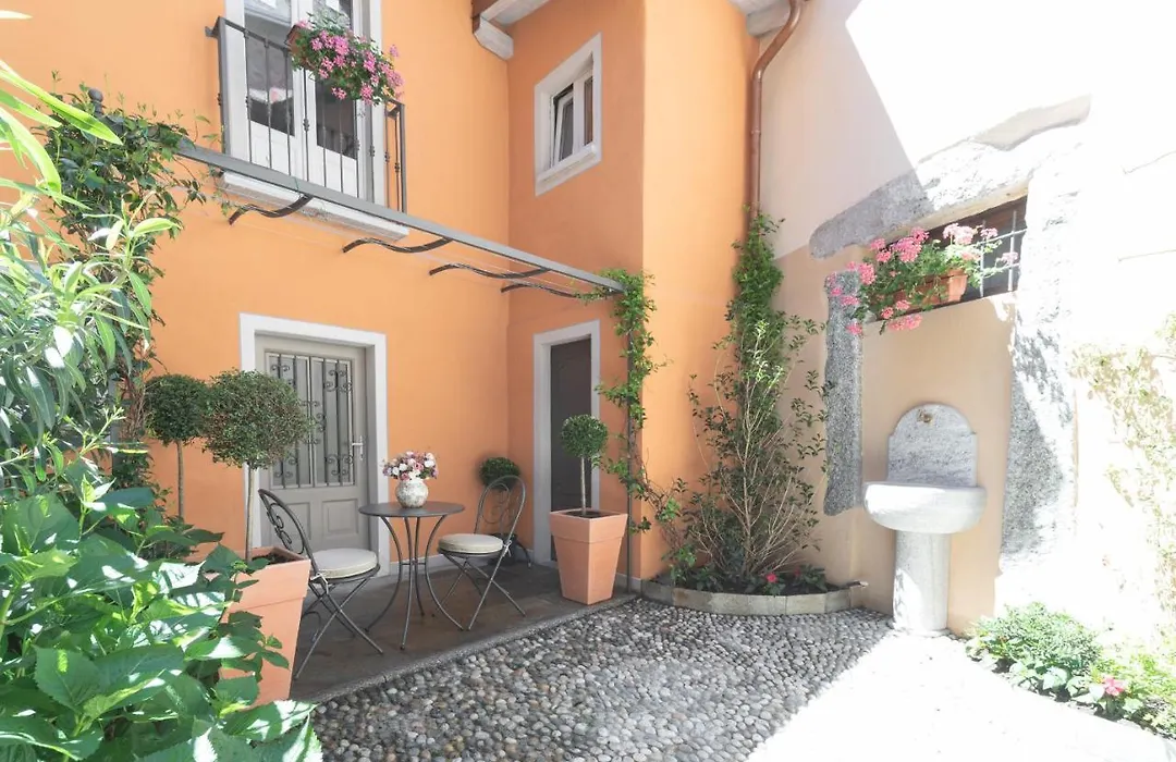 Antico Borgo B&B Cannobio-1