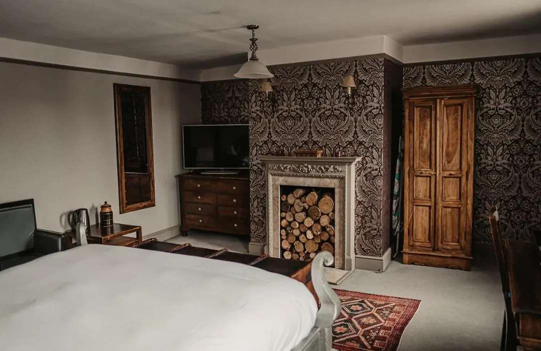 Elephant Hotel-1