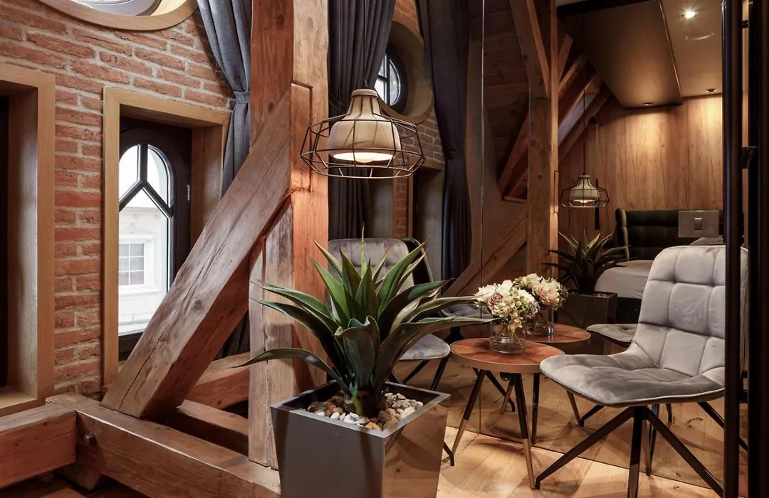 Schuster Boarding House-1