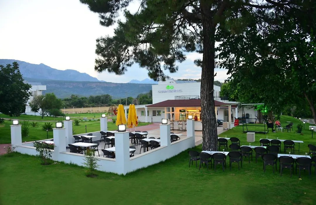 Dream Town Hotel&Restaurant-1