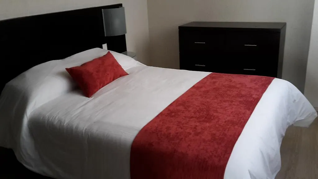 Grupo Kings Suites -Monte Chimborazo 537-1
