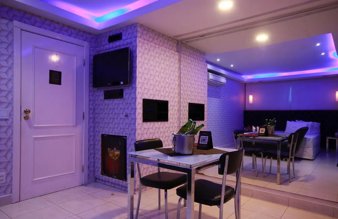 Lessence Motel-1