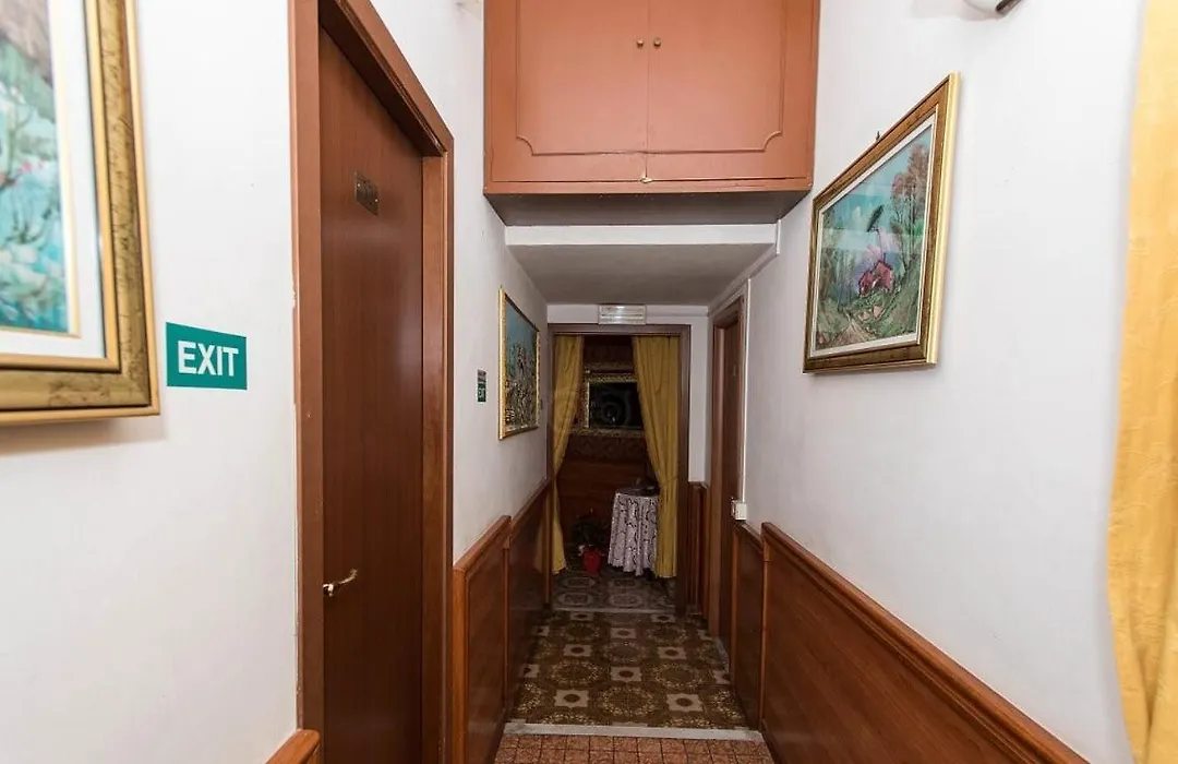 Hotel Artromano-1