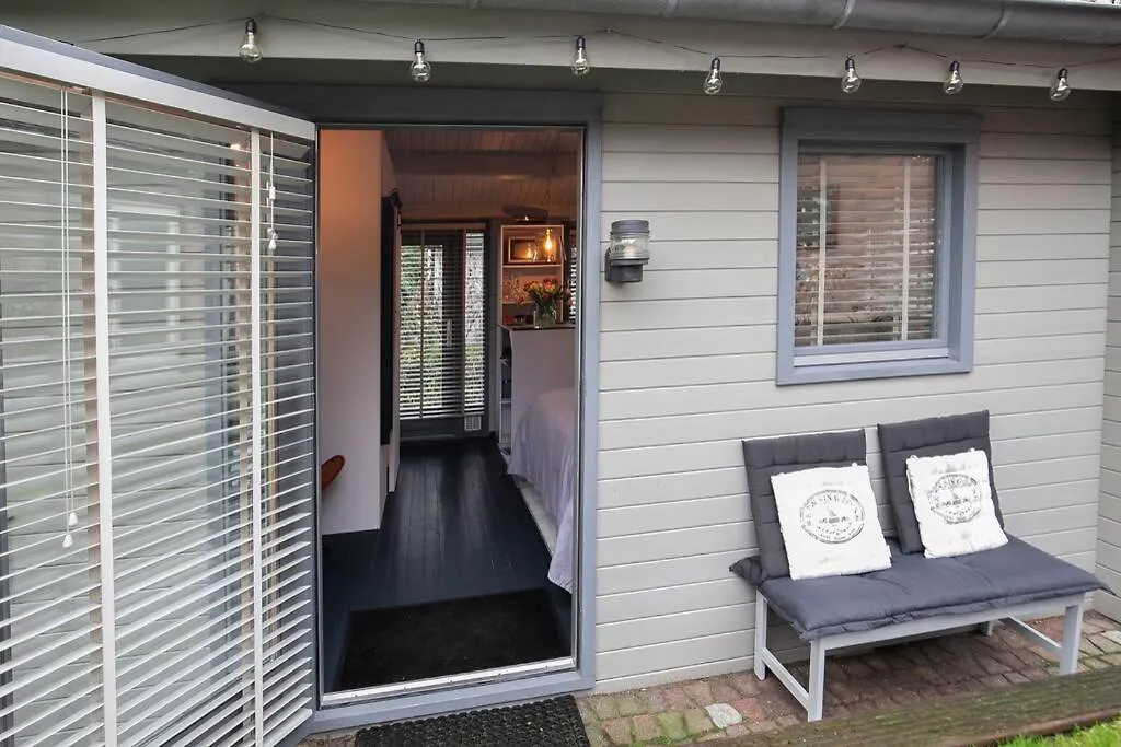 Tiny House Boatshed-1