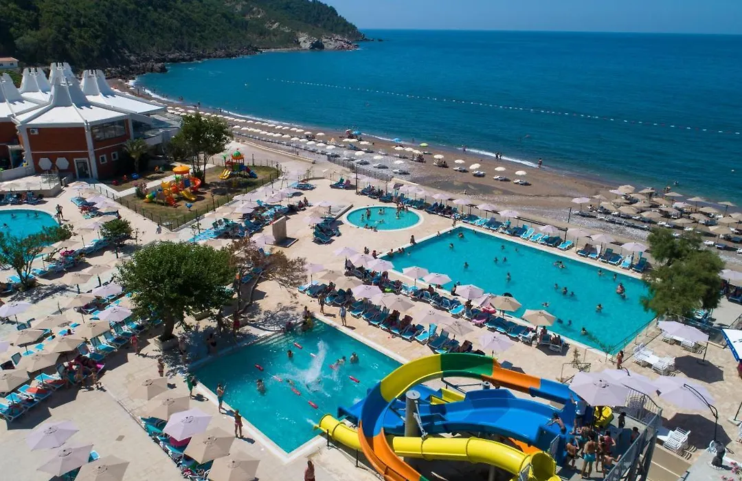 Pearl Beach Resort - Hills & Villas-1