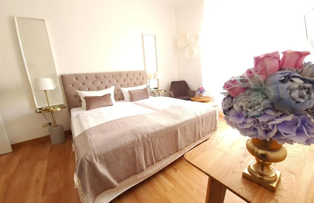 Altstadthotel Molitor-1