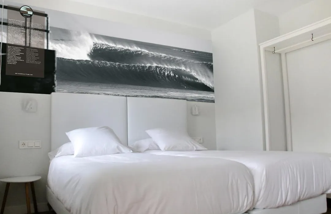 Apartamentos Mundaka Surf Plaza-1