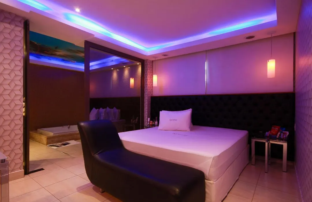 Lessence Motel-1