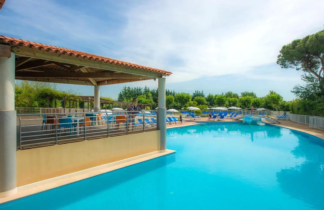 Goélia Mandelieu Riviera Resort-1