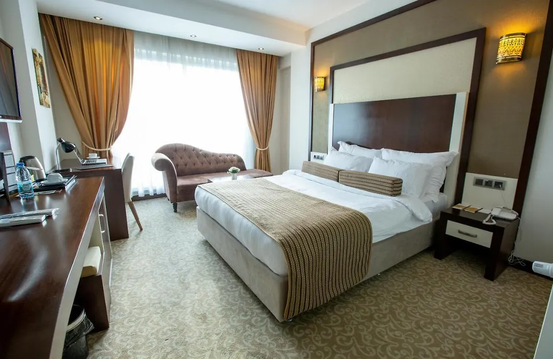 Lavin Hotel & Spa-1