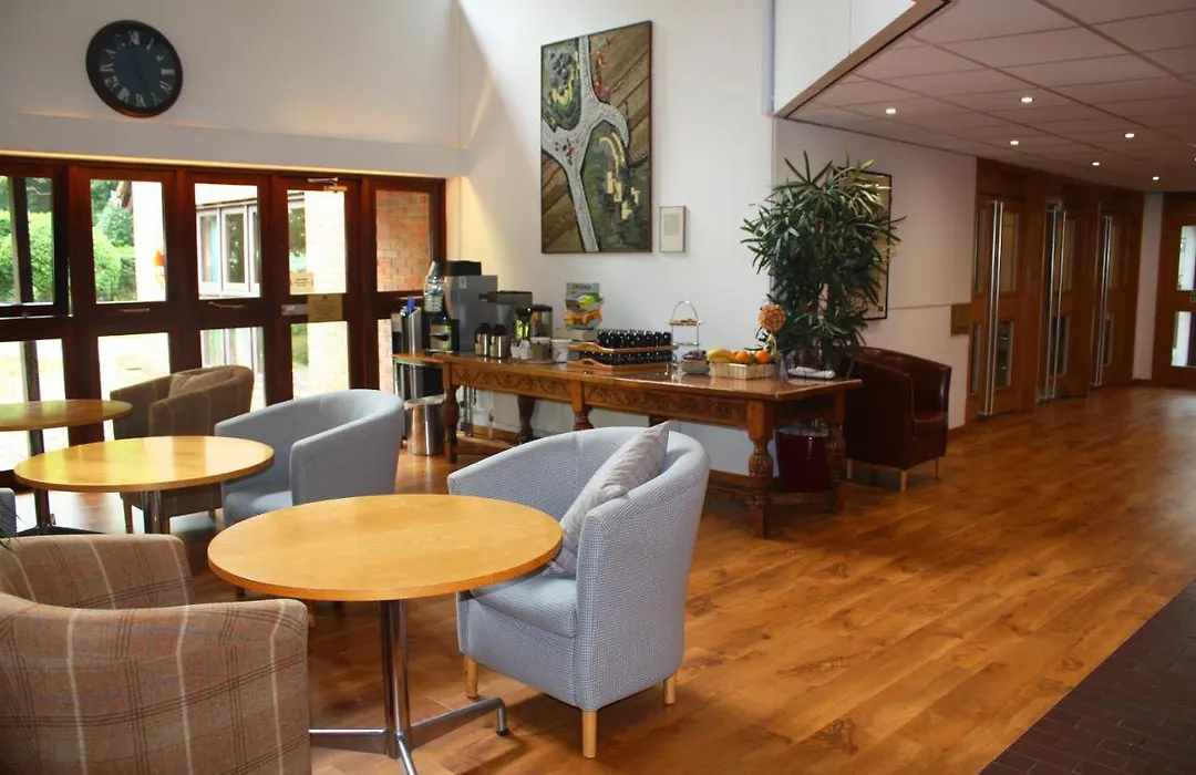 The Coach House At Missenden Abbey-1