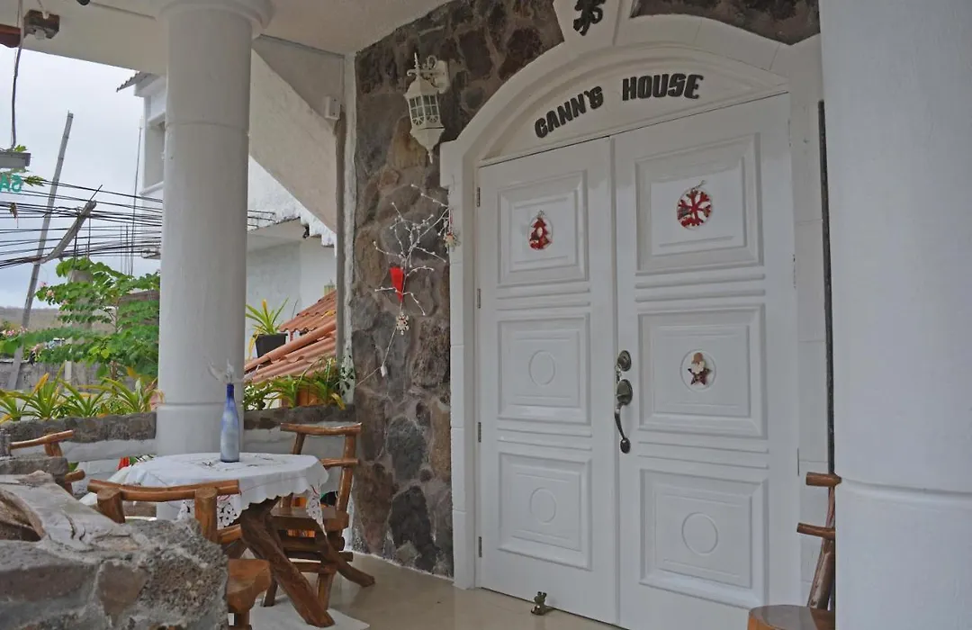 Hostal Cann'S House-1