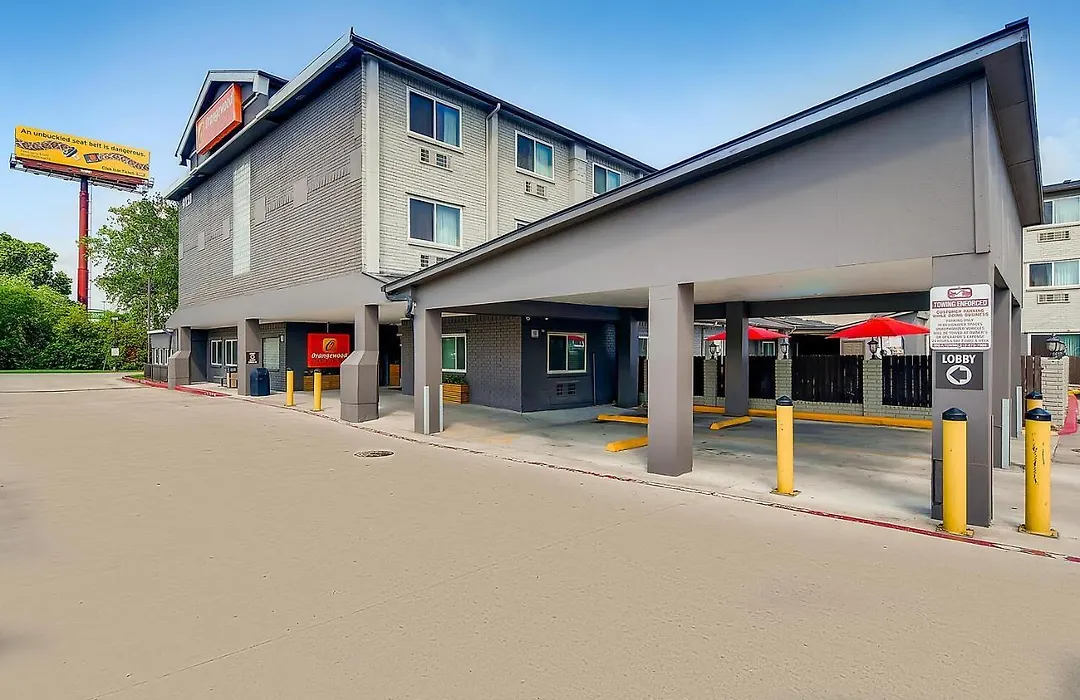 Orangewood Inn And Suites Midtown-1