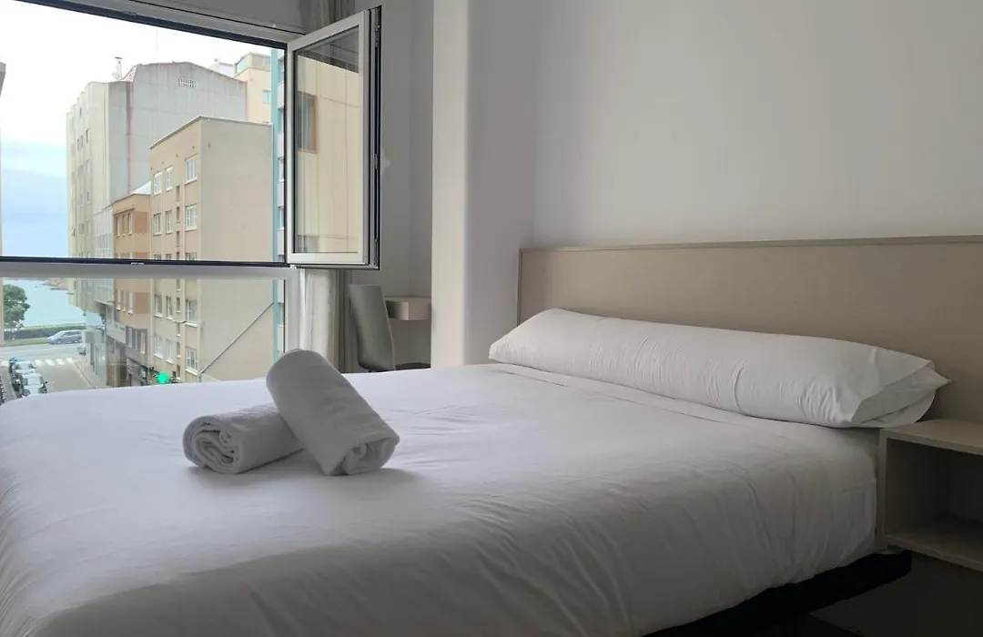 Oxford Suites Ciudad de la Coruña-1