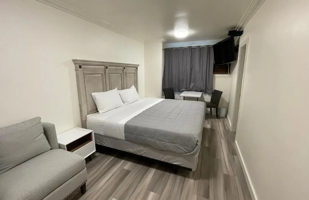 Destination Inn-1