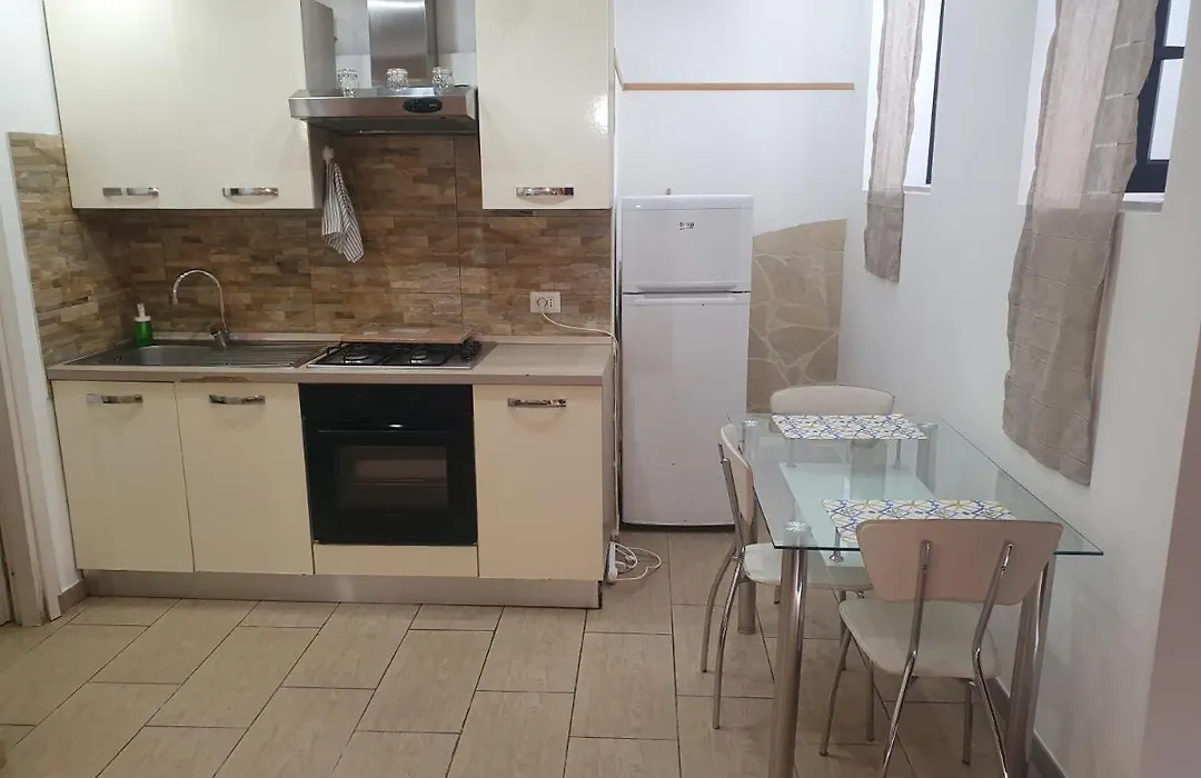 Diego Home-1