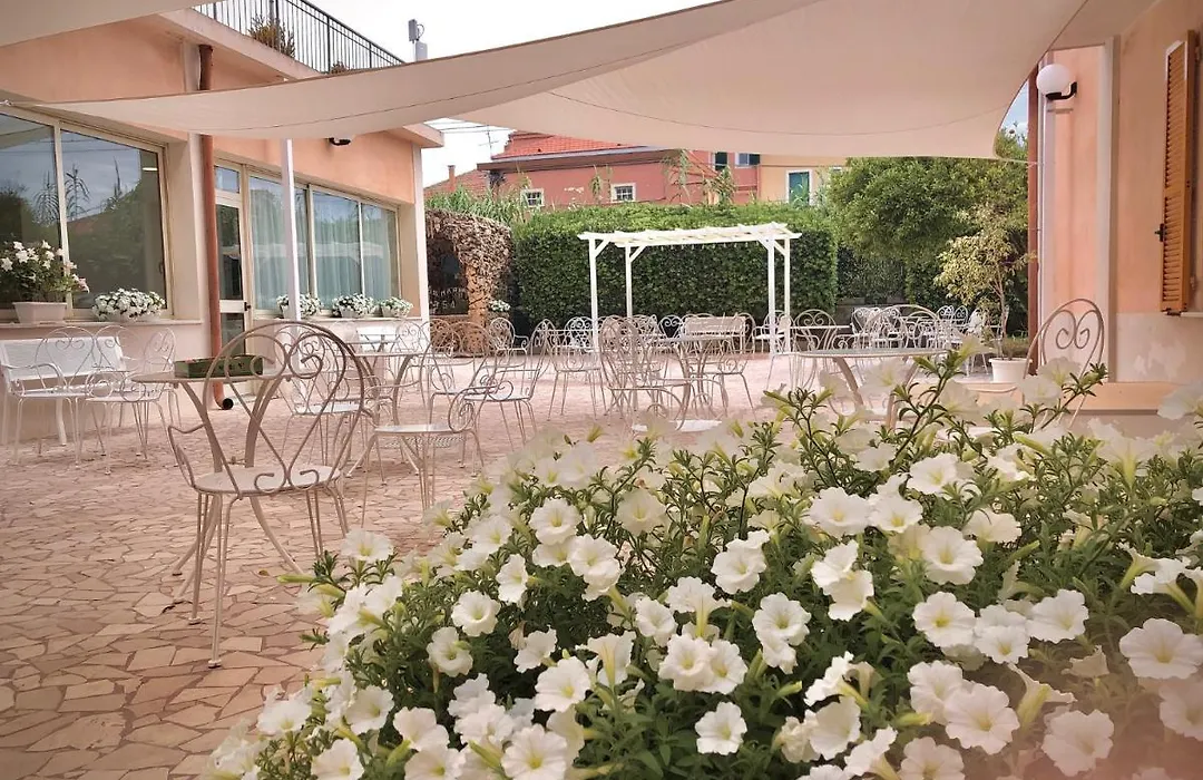 Hotel Villa Paolina-1