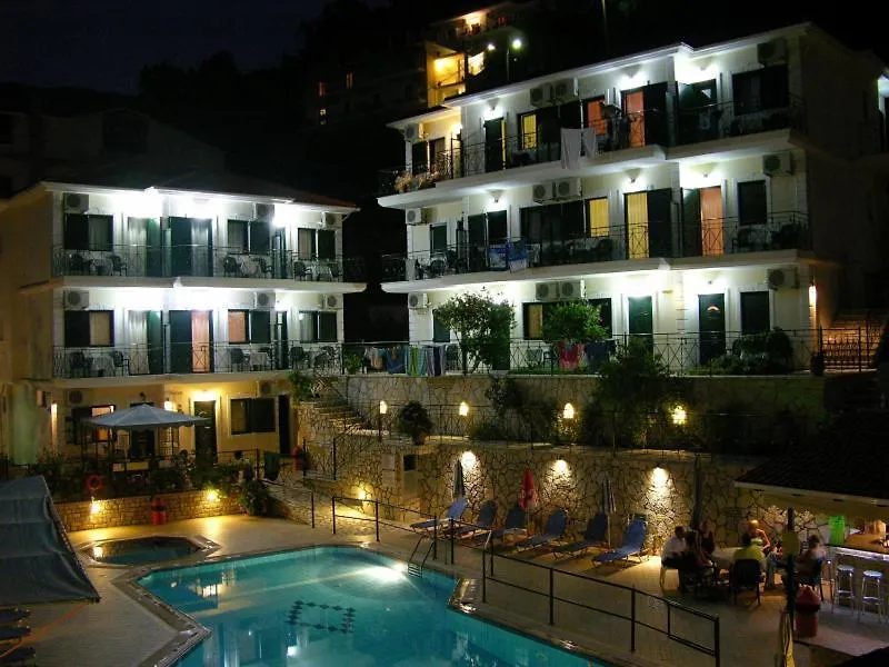Akis Studios-1